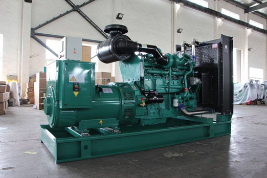 博湖320kw康明斯柴油发电车出租组图片 博湖320kw康明斯柴油发电车出租组图片